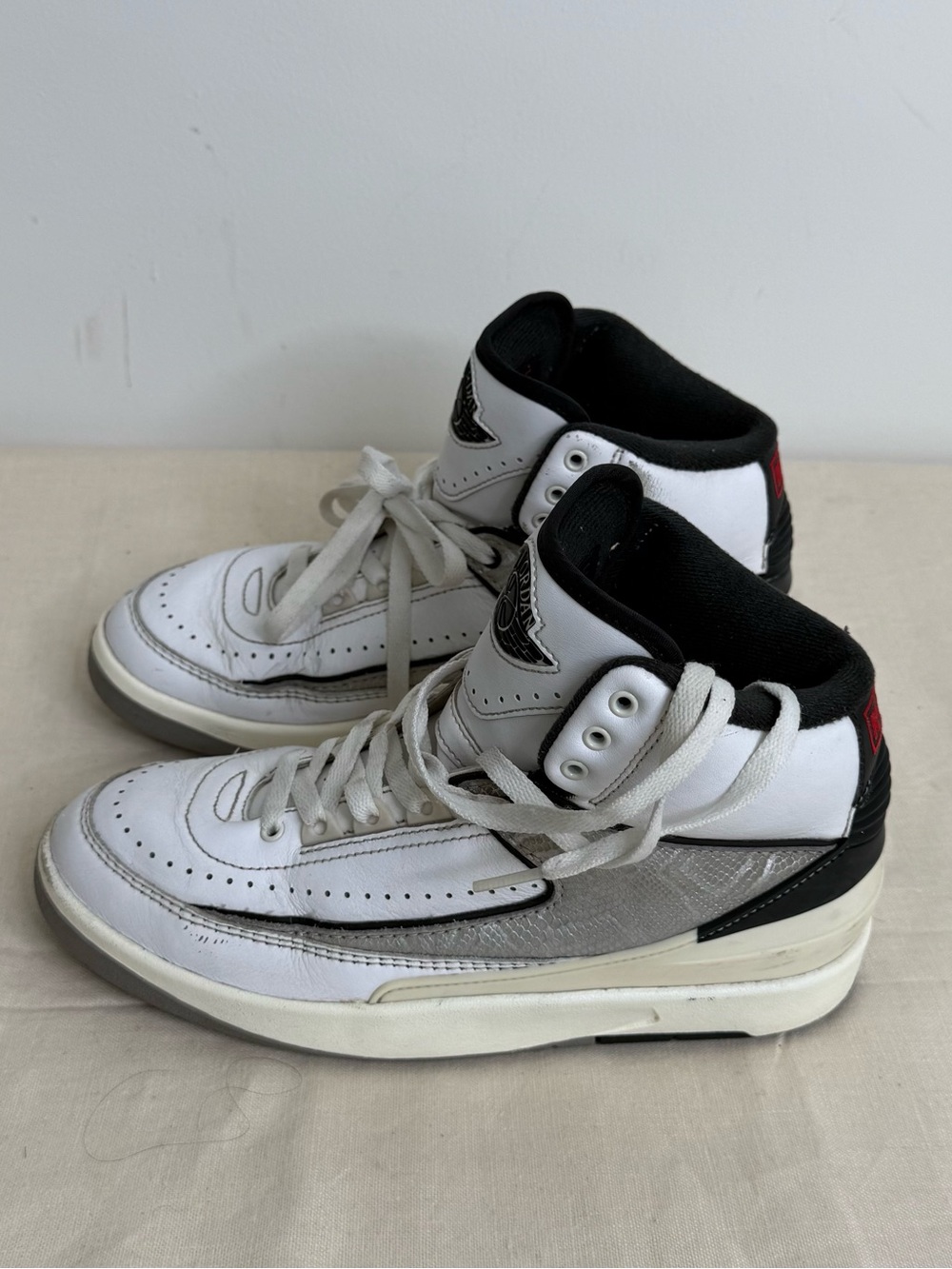Nike Air Jordan 2 Retro (GS) Sneakers Python Edition Boys Size 6Y/ 8 Women's
